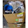 Image 1 : 2 NEW BOXES OF BLUE HARD HATS