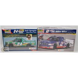 LOT OF 2 MODEL CAR KITS.