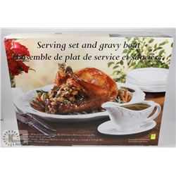 SERVING SET AND GRAVY BOAT
