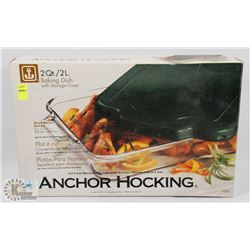 ANCHOR HOCKING 2 QUART BAKING DISH