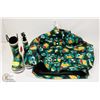 Image 1 : TODDLER SIZED RAIN JACKET  SIZE 5 AND RUBBER BOOTS
