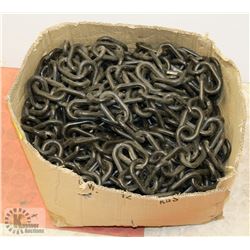 102 FT DECORATIVE LARGE LINK PLASTIC CHAIN