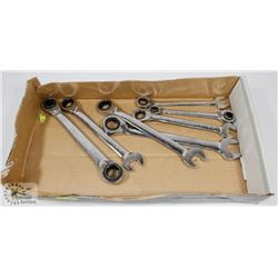 FLAT OF RATCHET WRENCHES