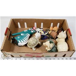 FLAT OF OUTDOOR AND INDOOR FIGURINES