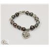 Image 1 : #55-FRESH WATER PEARL WITH HEART SHAPE BRACELET