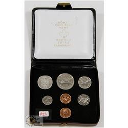 ROYAL CANADIAN MINT  1977 CASED DOUBLE PENNY