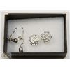Image 1 : LOT OF NEW 2 EARRINGS