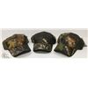 Image 1 : LOT OF 3 NEW MOSSY OAK ADJUSTABLE SIZE BALL CAPS