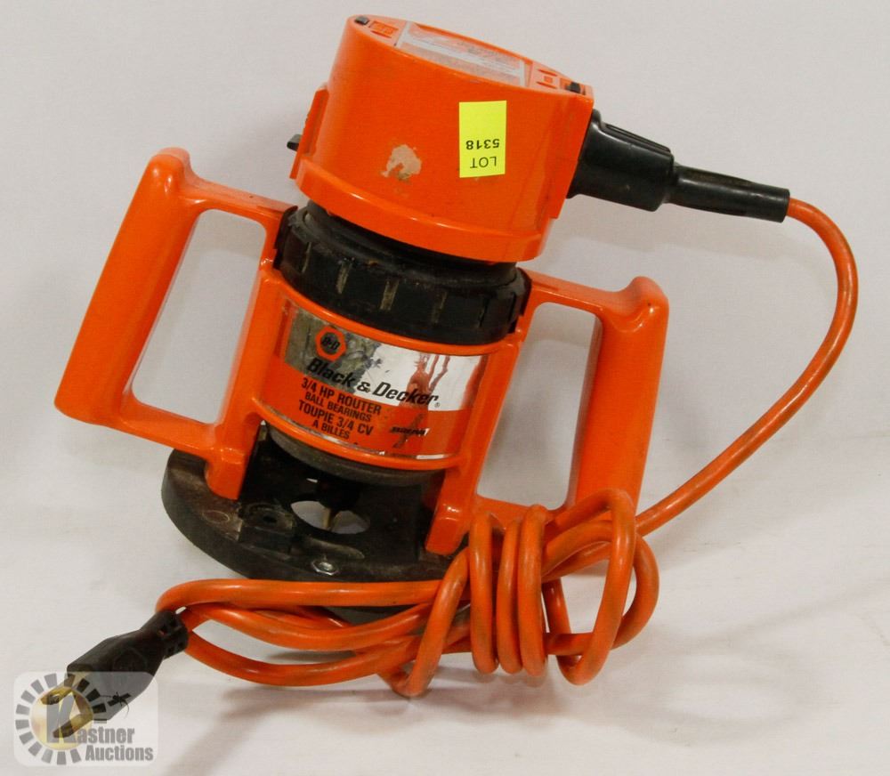 BLACK & DECKER 3/4 HP ROUTER - Kastner Auctions