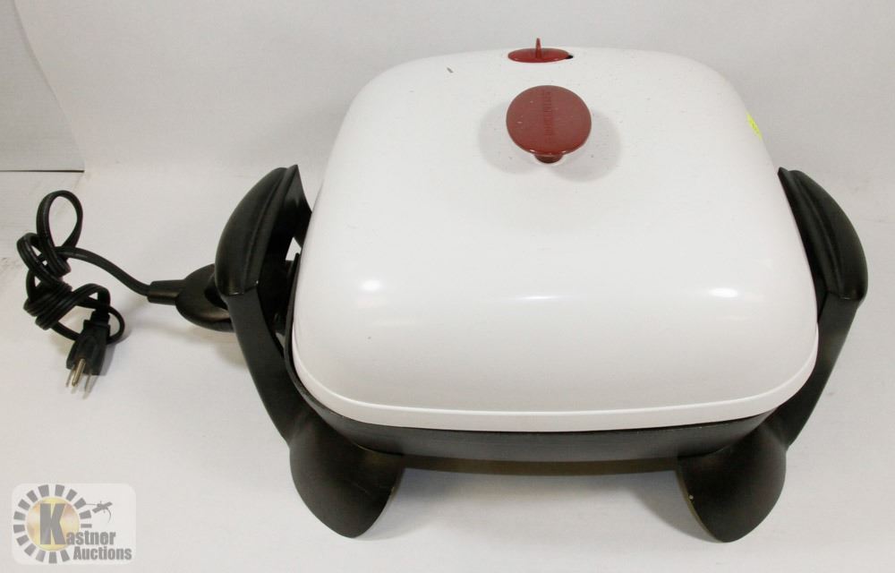 BLACK & DECKER ELECTRIC GRIDDLE