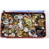 Image 2 : 6)  SUPERMAN TIN FILLED WITH 120 LAPEL PINS