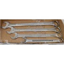 LARGE SET OF COMBINATION WRENCHES.