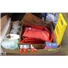 Image 1 : LOT OF NEW COMMERCIAL CLEANING SUPPLIES