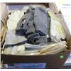 Image 1 : BOX OF ASSORTED GLOVES