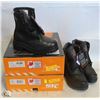 Image 1 : 3 PAIRS OF SZ 5 STC STEEL TOE WORKBOOTS