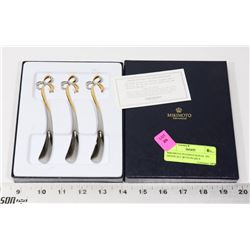 MIKIMOTO INTERNATIONAL 3PC SPOON SET WITH PEARLS