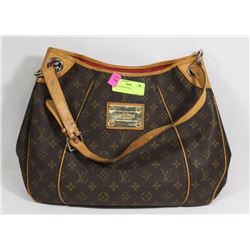 REPLICA LOUIS VUITTON PURSE