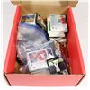 Image 1 : BOX OF ASSORTED HOCKEY AND BASEBALL CARDS