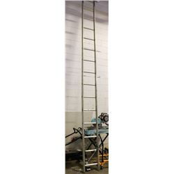APPROX 16 FT SINGLE LADDER