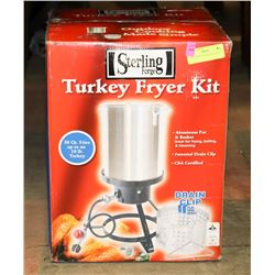 NEW STERLING TURKEY FRYER