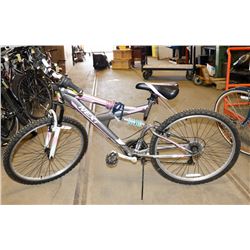 POLICE SEIZURE NEXT GAUNTLET GREY, PINK AND WHITE