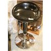 Image 1 : HYDRAULIC BLACK & METAL BAR STOOL