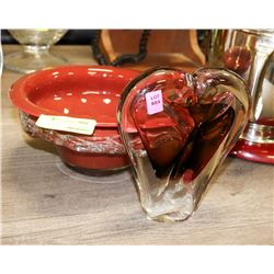 LOT OF 2 SHOWHOME DISPLAY DECOR - ONE MADE IN