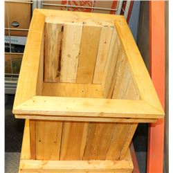 STYLISH STAINED PINE PLANTER 26" X 17" X 15"