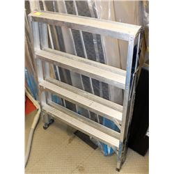 4FT TALL ALUMINUM SAWHORSE LADDER