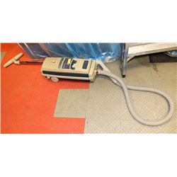 ELECTROLUX AMBASSADOR VACUUM