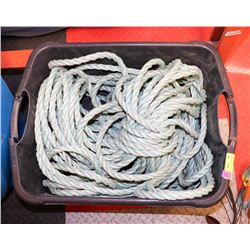 TOTE WITH APPROX 100FT LENGTH OF ROPE