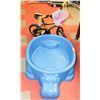 Image 1 : BLUE HIPPO SANDBOX  AND BLACK HUFFY BIKE
