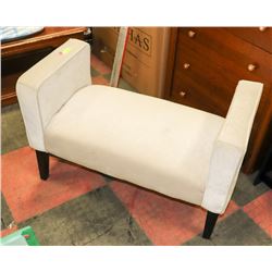 FABRIC BENCH WITH WOOD LEGS