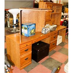 LARGE 4 PC WOOD DESK INCL CORNER SPACE AND HUTCH