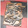 Image 1 : BOX OF ASSORTED BRASS LETTERS
