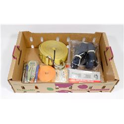 FLAT WITH VARIOUS TIEDOWN AND RATCHET STRAPS