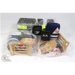 LOT OF 2 HEINEKEN NAPKIN HOLDER WITH COORS LIGHT