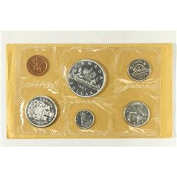 1963 CANADA (PF LIKE) SET WITH ENVELOPE
