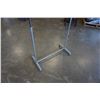 Image 2 : ROLLING CLOTHING RACK