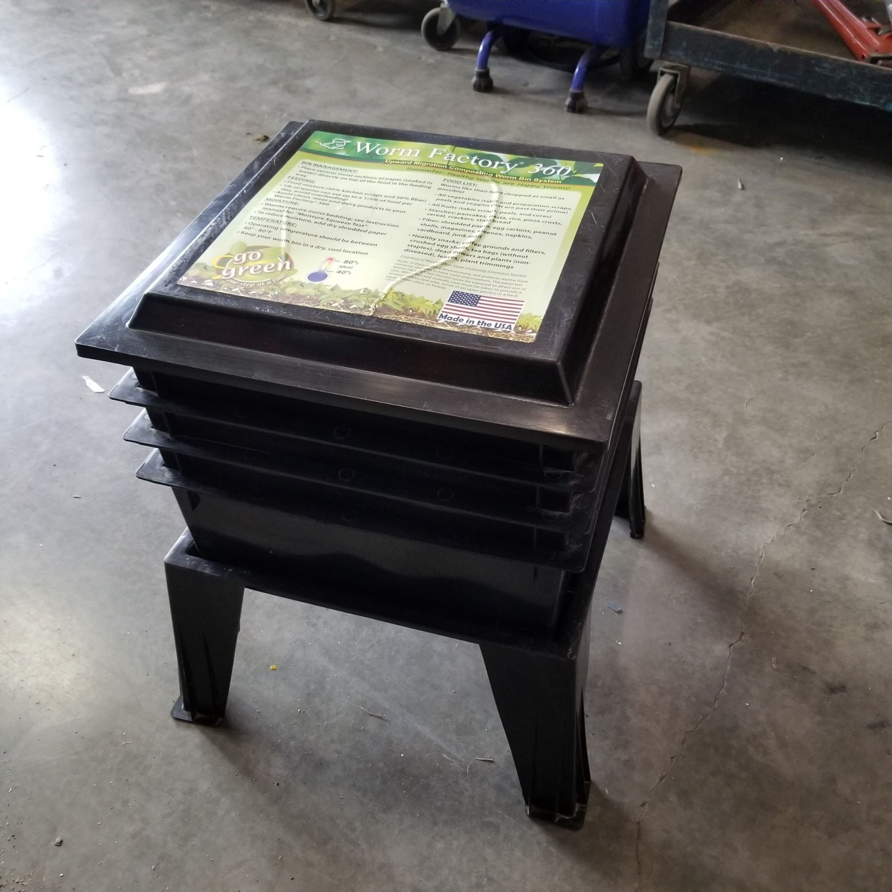 WORM FACTORY 360 UP WORD MIGRATION COMPOSTING WORM BIN SYSTEM