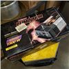Image 1 : MOTOMASTER ELEMINATOR 1500W MOBILE DIGITAL POWER INVERTER IN BOX