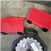 Image 2 : FREUD BOX JOINT CUTTER BLADES AND 2 SNAP ON CASES