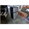 Image 2 : MAGIC CHEF BLACK AND STAINLESS MINIATURE FRIDGE W/ TOP FREEZER