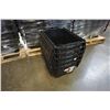 Image 1 : 5 BLACK INTERLOCKING LID STACKING STORAGE TOTES