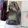 Image 2 : VINTAGE MICRONTA QUARTZ LCD CHRONOGRAPH STOP WATCH AND FRANKLIN DIGITAL BOOK SYSTEM