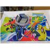 Image 1 : TRAY OF POKEMON CARDS, CLOCK, AND PLAY MAT