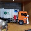 Image 2 : BRUDER RECYCLE TRUCK