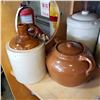 Image 2 : 2 CROCK POTS W/ LID AND 2 JUGS