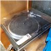 Image 1 : NEC FULL AUTOMATIC TURNTABLE AUP-7300E