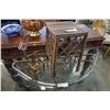 Image 1 : DECORATIVE TWIGS STOOL AND BIRDHOUSE CHAIR